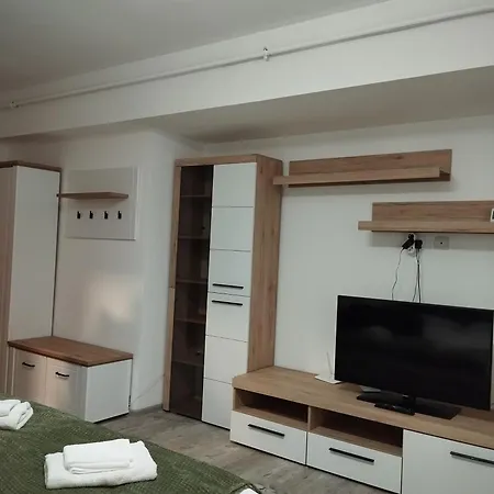 Amber Apartment *