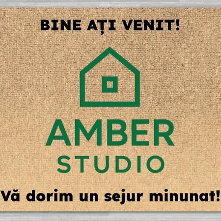 Amber Apartment *