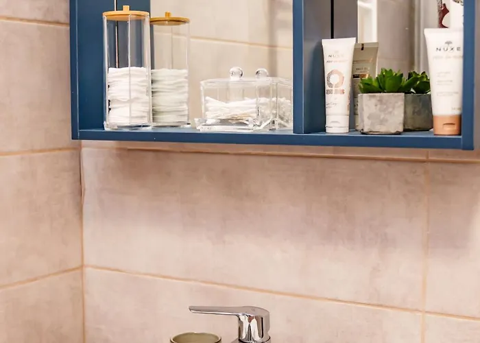 Amber アパート クラヨーヴァ