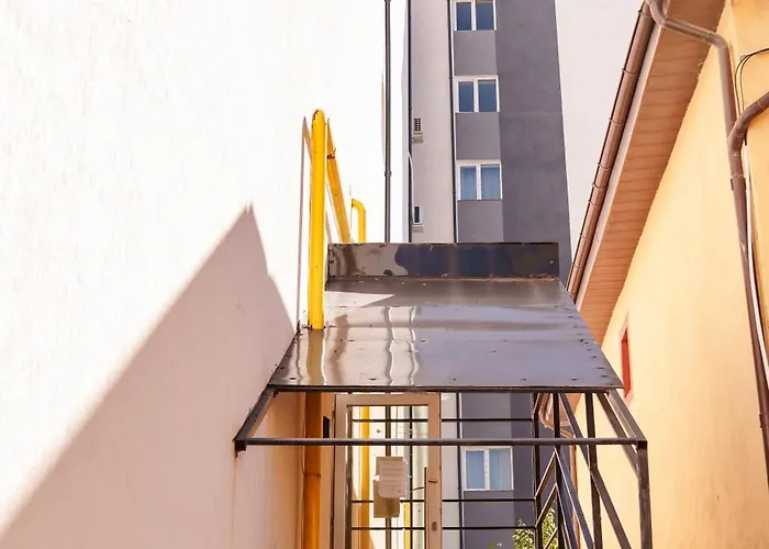 Amber クラヨーヴァ